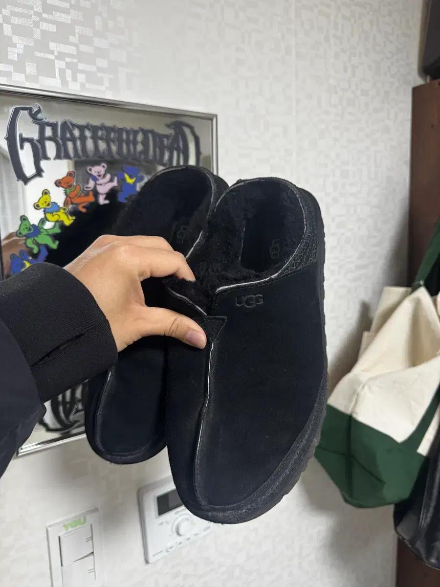 [290] UGG 어그 블랙 타스만