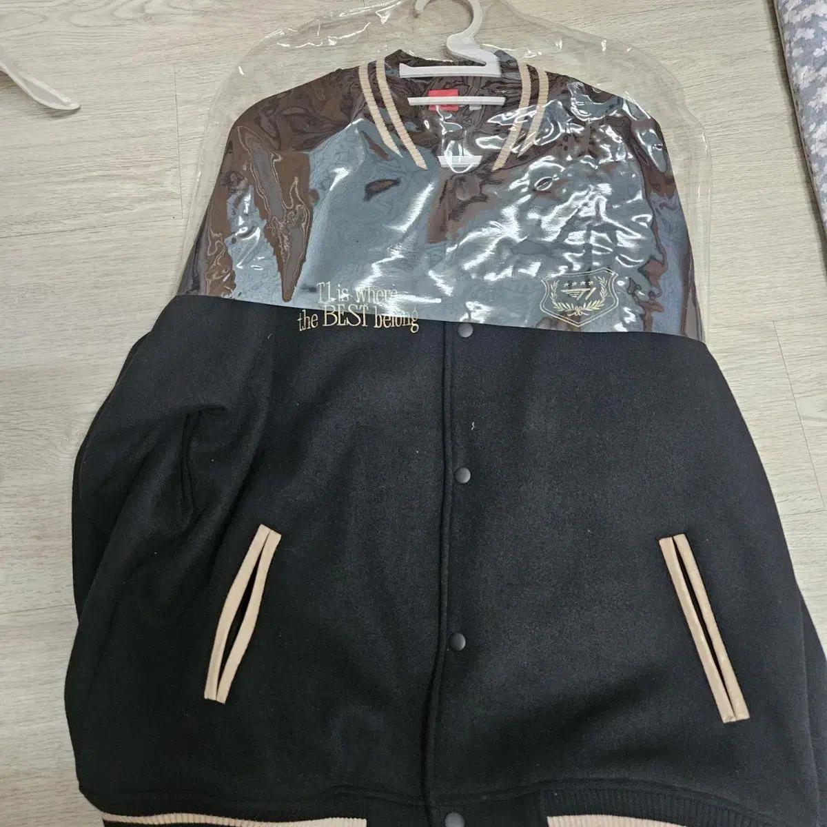 T1 23 월즈 우승기념 자켓