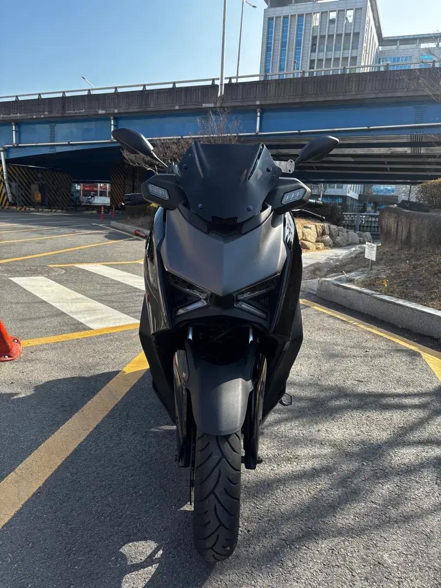xmax25년식 5천키로 컨디션최상