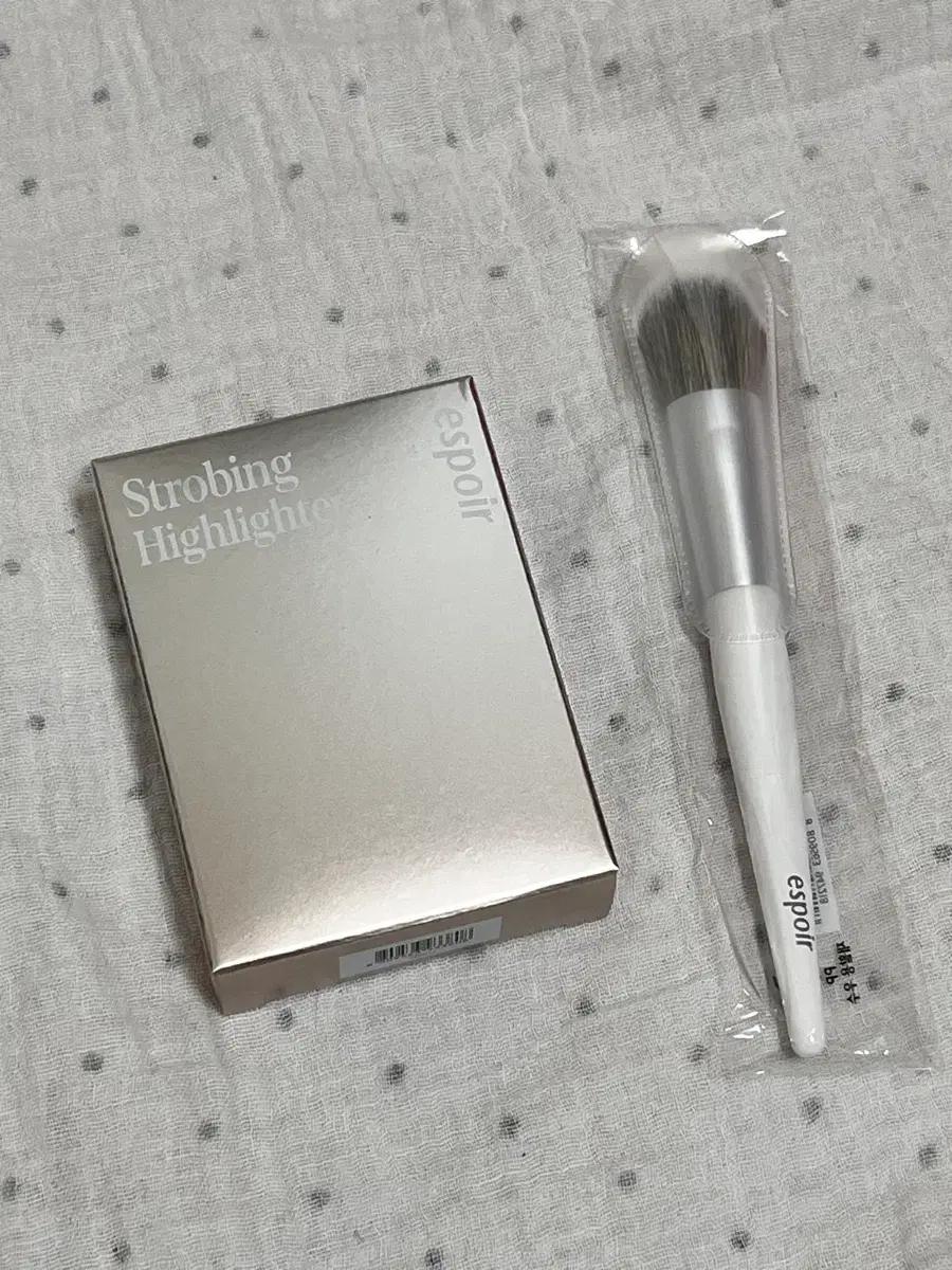 에스쁘아 스트로빙 하이라이터 씨쉘 + 브러쉬