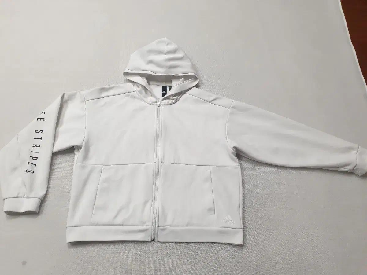아디다스 화이트 후드집업 THREE STRIPES 105
