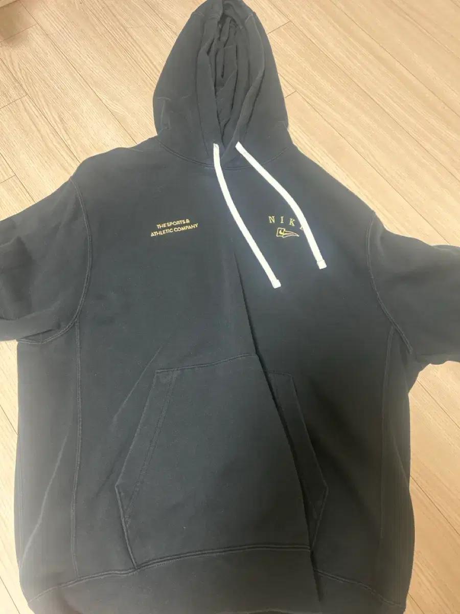 나이키,아디다스 후드티 2개  급처합니다 나이키(xL)아디다스(2xL)