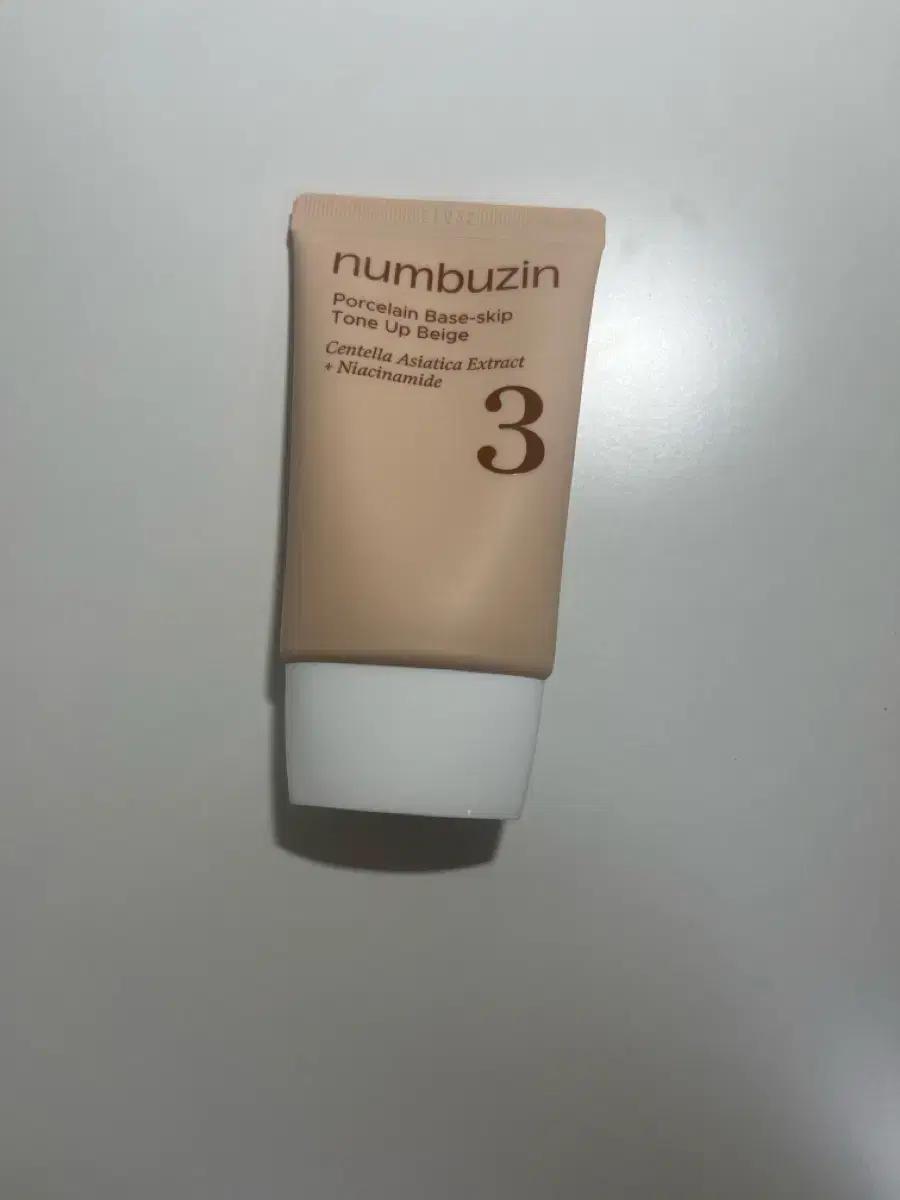 미개봉 넘버즈인 3번 도자기결 파데 스킵 톤업 베이지