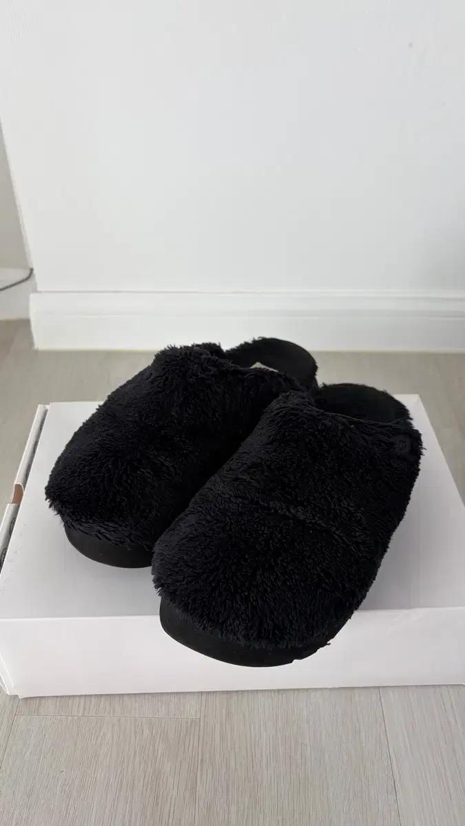 Ugg 슬리퍼 여성 230cm