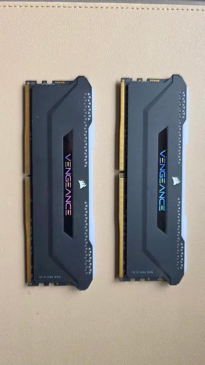커세어 벤젠스 RGB PRO 램 메모리 16g 2개