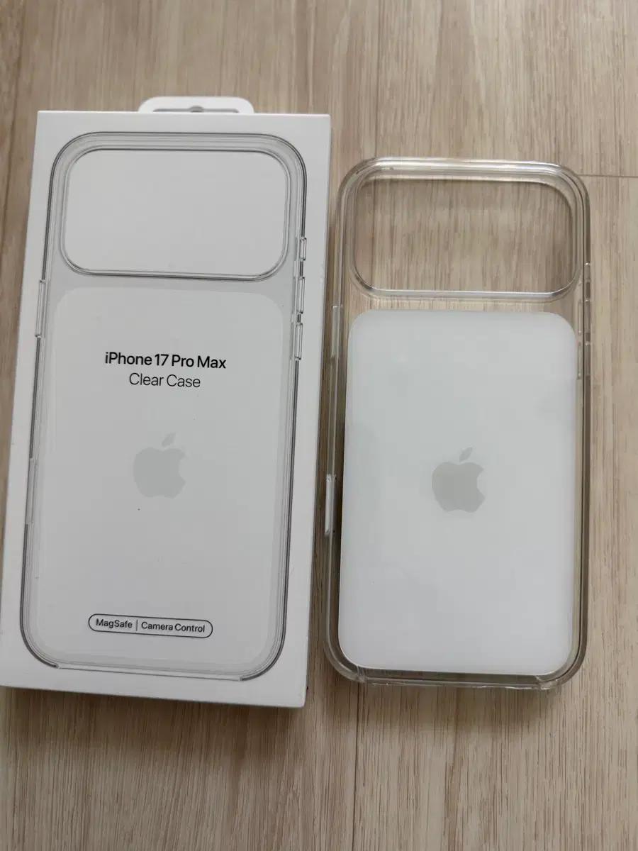 아이폰 17 프로 맥스용 애플 정품 투명MagSafe형 iPhone 17