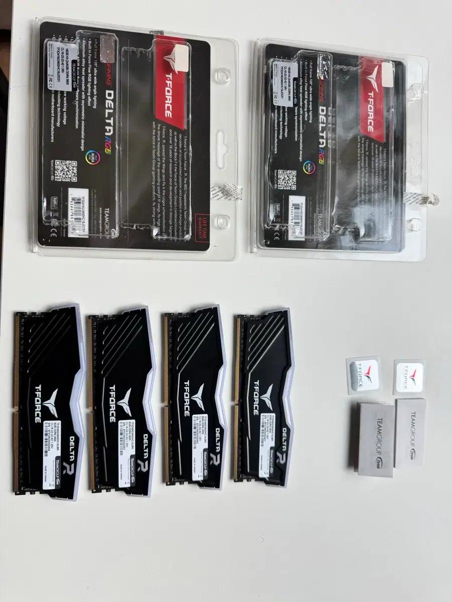 팀그룹 T-Force Delta RGB DDR4 3600 16기가