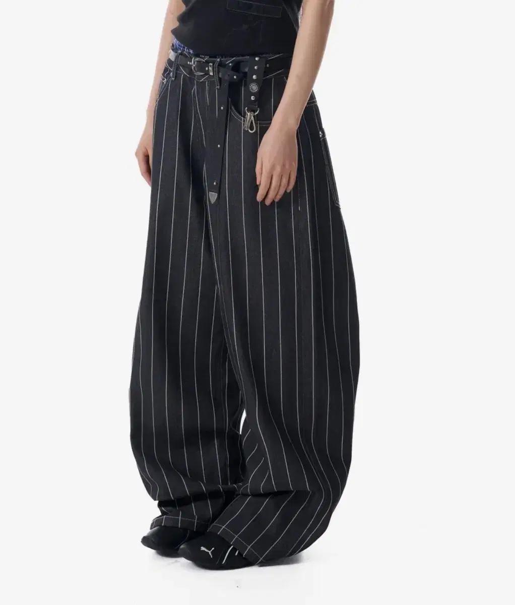 [Size 2] AAKAM Striped Cinch Back Denim
