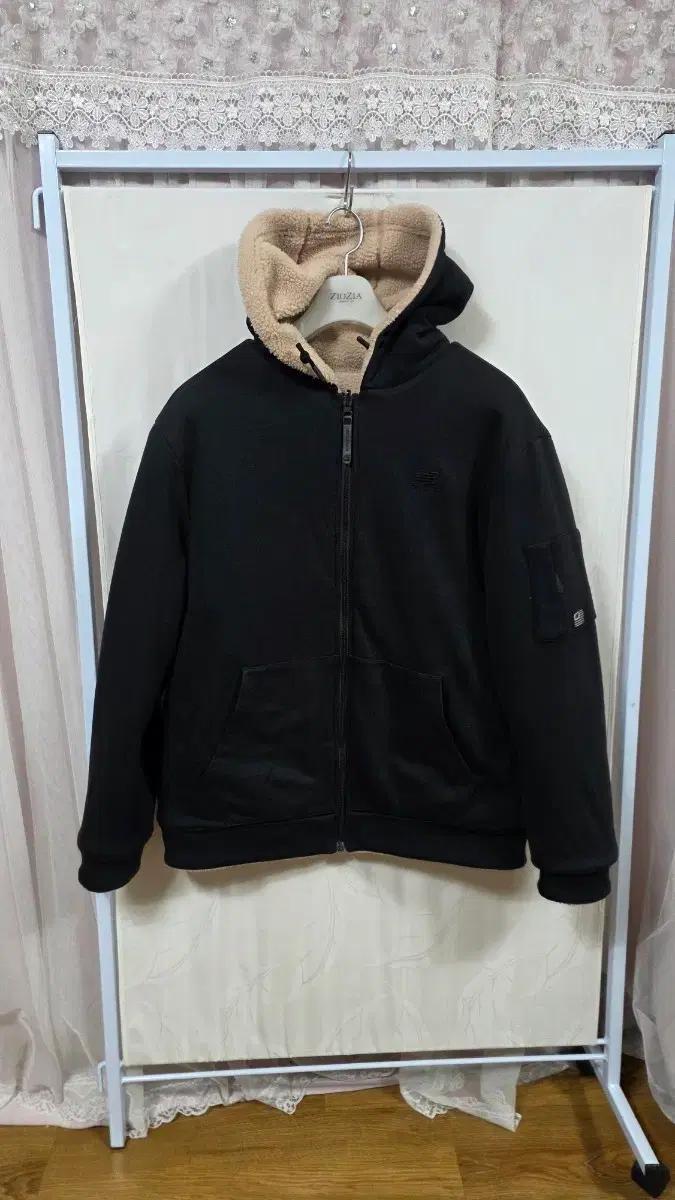 뉴발란스양면리버시블플리스후드집업(105)