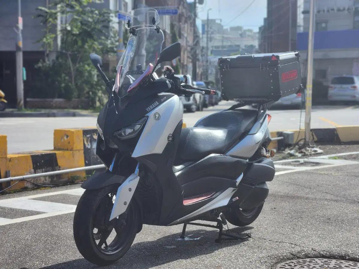 19년식/xmax300cc/배달세팅/전체적으로깔끔한매물팝니다