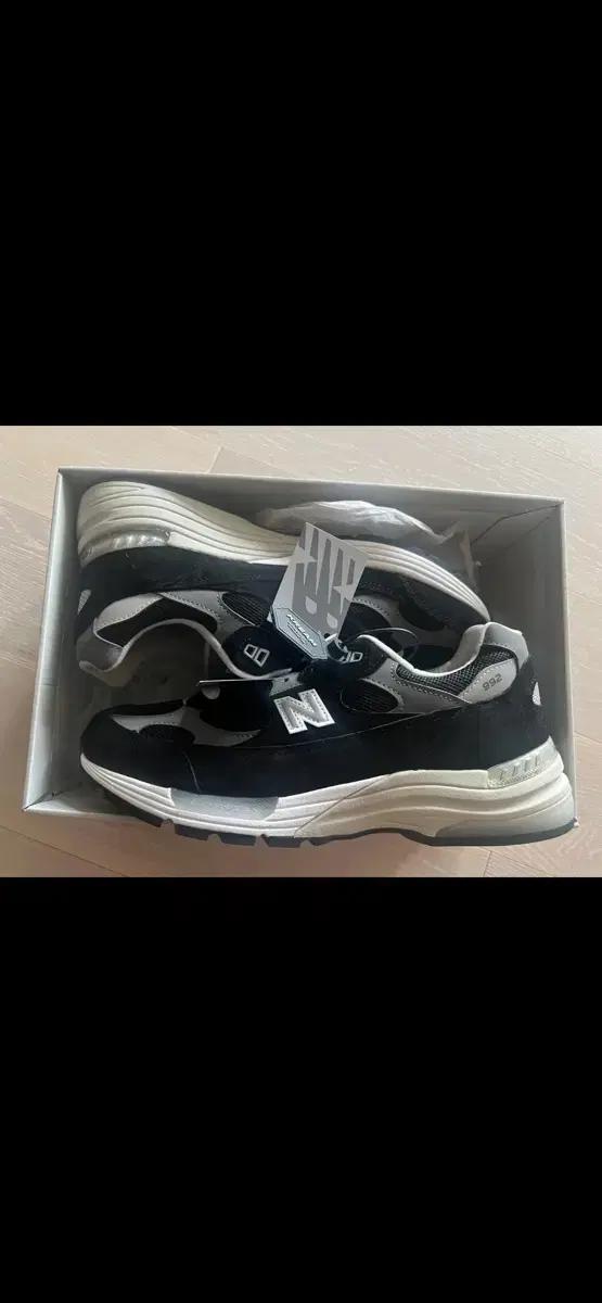 (265)뉴발란스 992 블랙 새상품