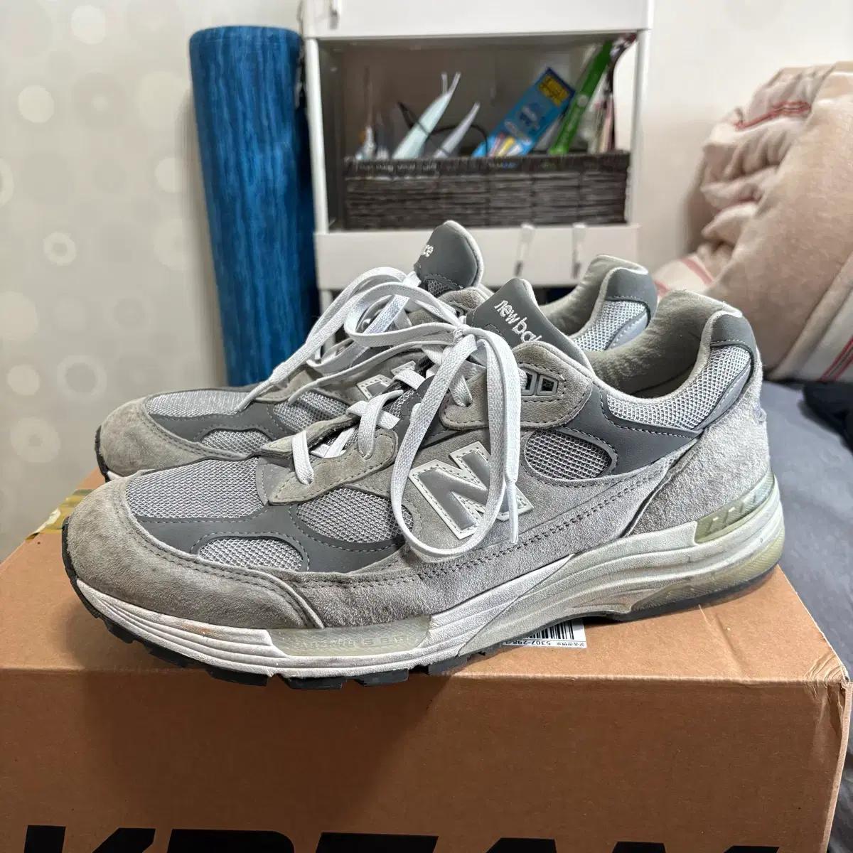 뉴발란스 992 그레이 290