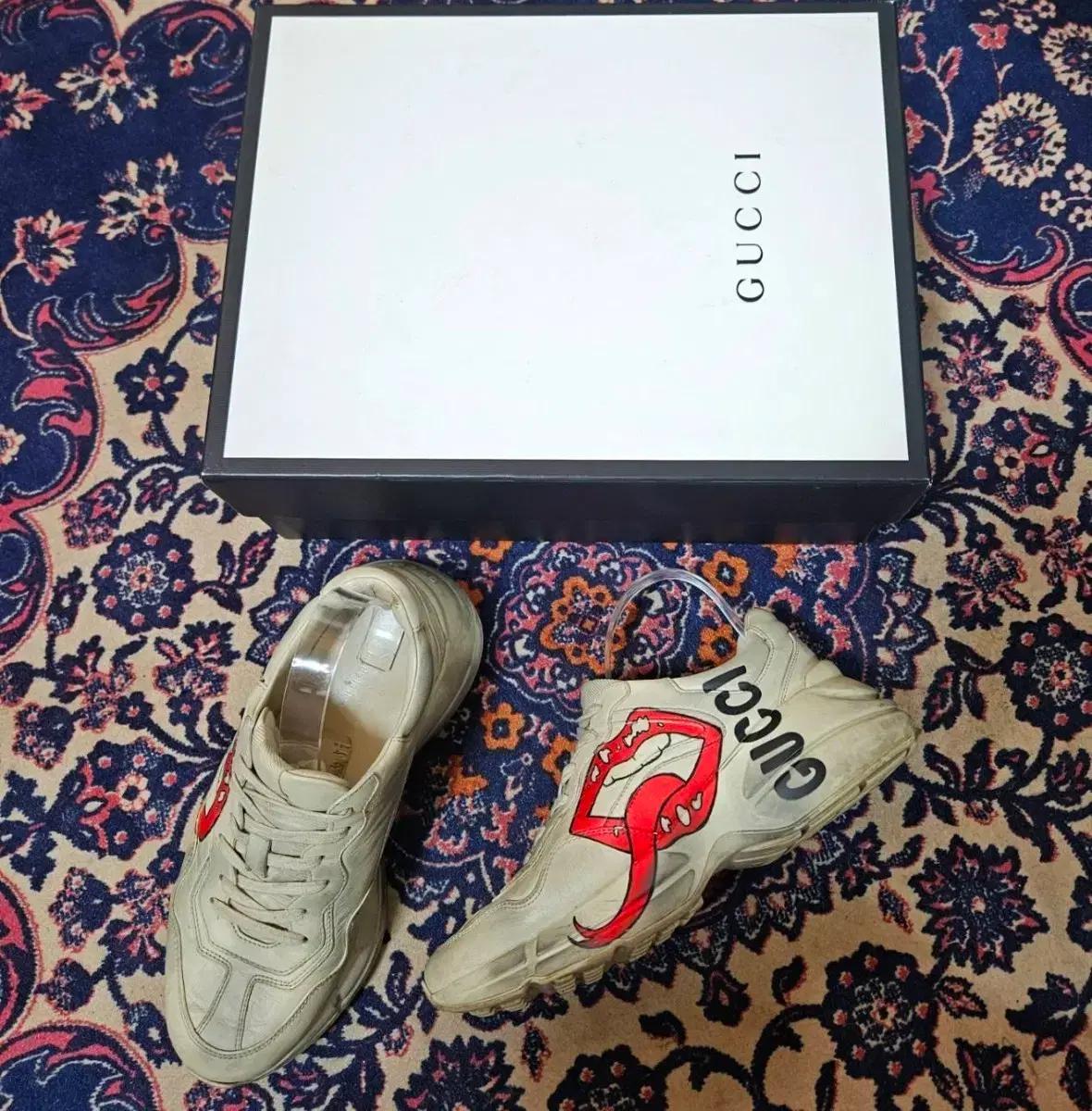 구찌(GUCCI) 더티 라이톤 입술 스니커즈 6 size(255-260)