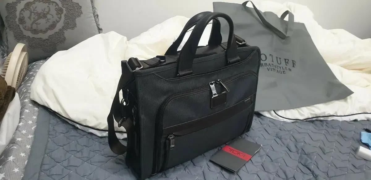 (가격인하) TUMI 투미 알파브라보 브리프케이스 서류가방 그레이색상