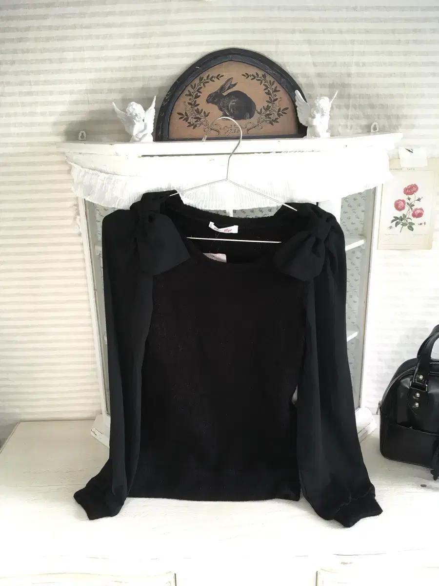 jpn vintage black ribbon knit blouse