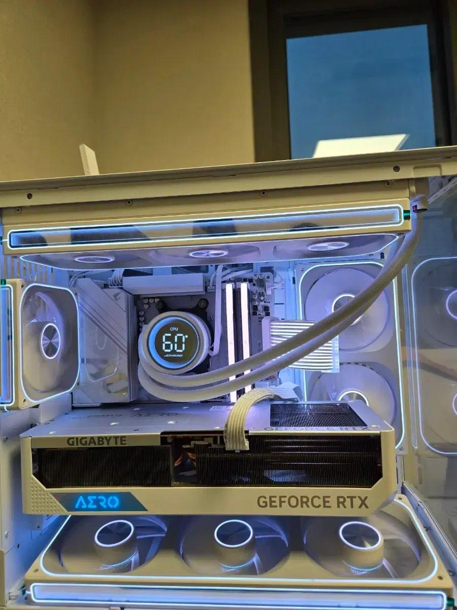 RTX4080 AERO 팝니다. 보증많이남음