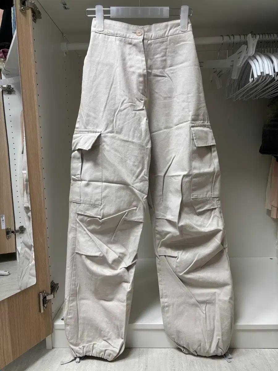 pesto 페스토 KNEE DETAIL PANTS 조거 카고팬츠 그레이