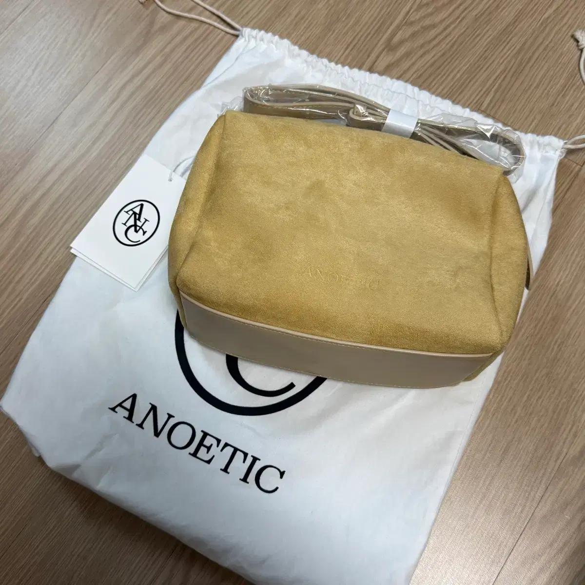 아노에틱 ANC SUEDE SARA BAG butter