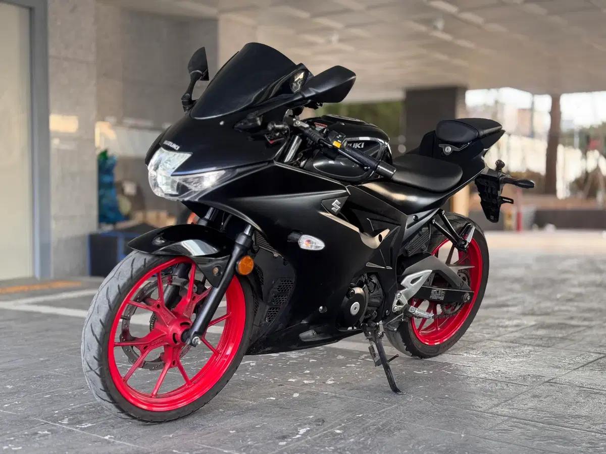 스즈키 GSX-R 125 / 2024년식 / 신차급 차량 / 경정비 완료