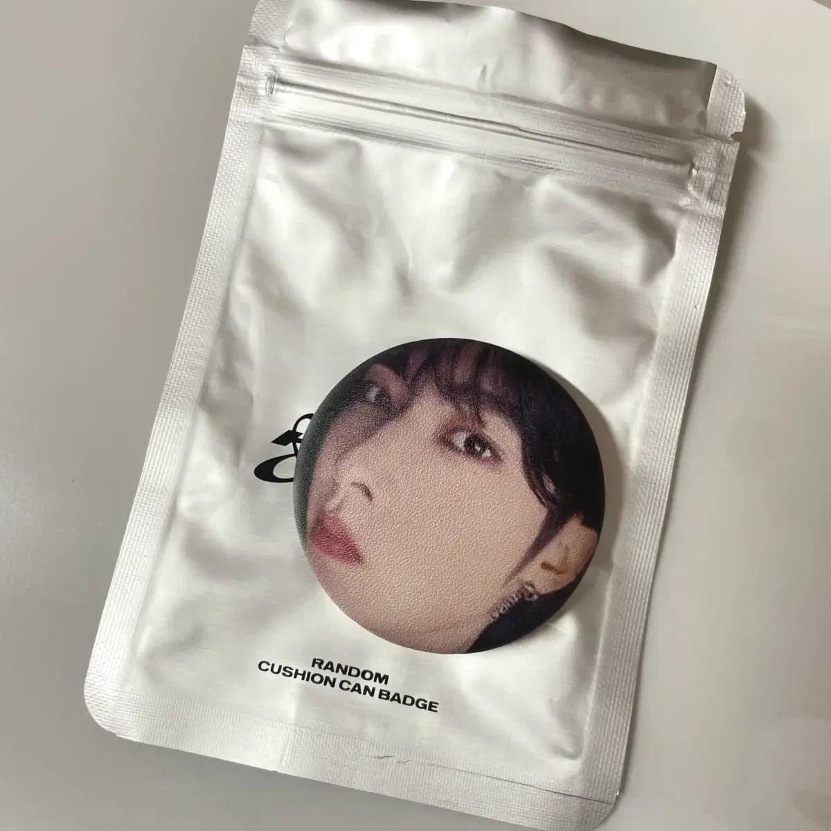 제로베이스원 제베원 리키 콘서트 엠디 말랑뱃지