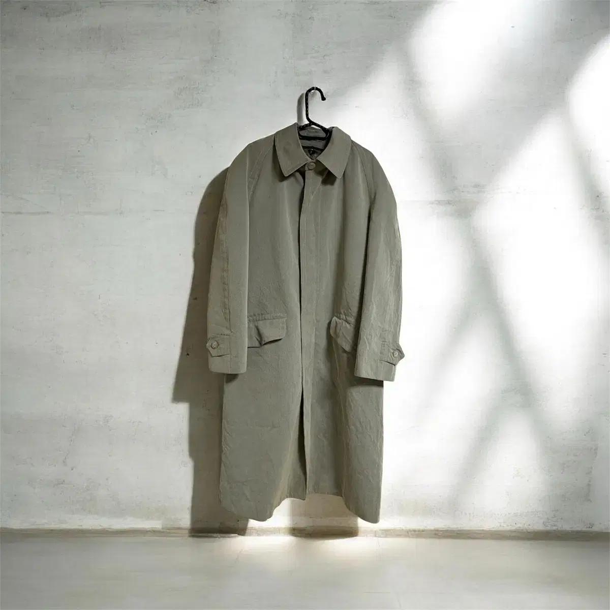 Gianfranco Ferre 100% Virgin Wool 맥 코트