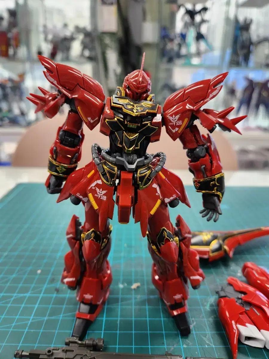RG 시난주 건담