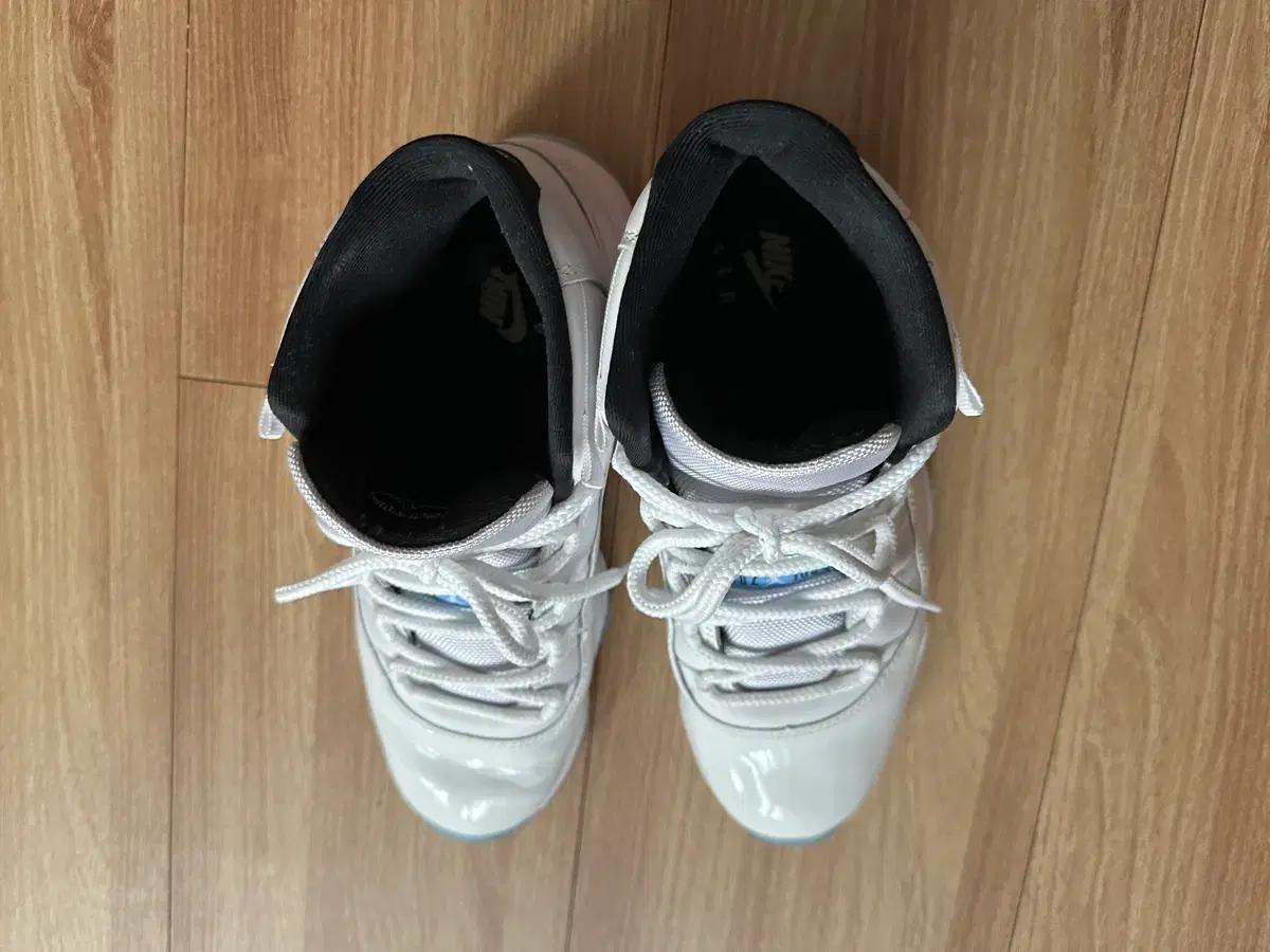 조던11 레전드블루 260