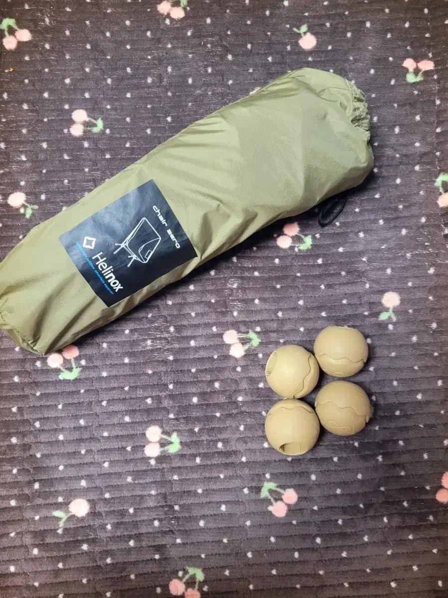 헬리녹스 체어제로 새상품 + 볼피트 4개 새상품