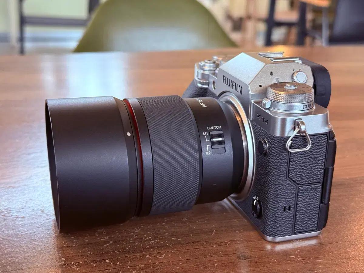 삼양 75mm f1.8 (75.8)후지 x마운트 렌즈 판매합니다.