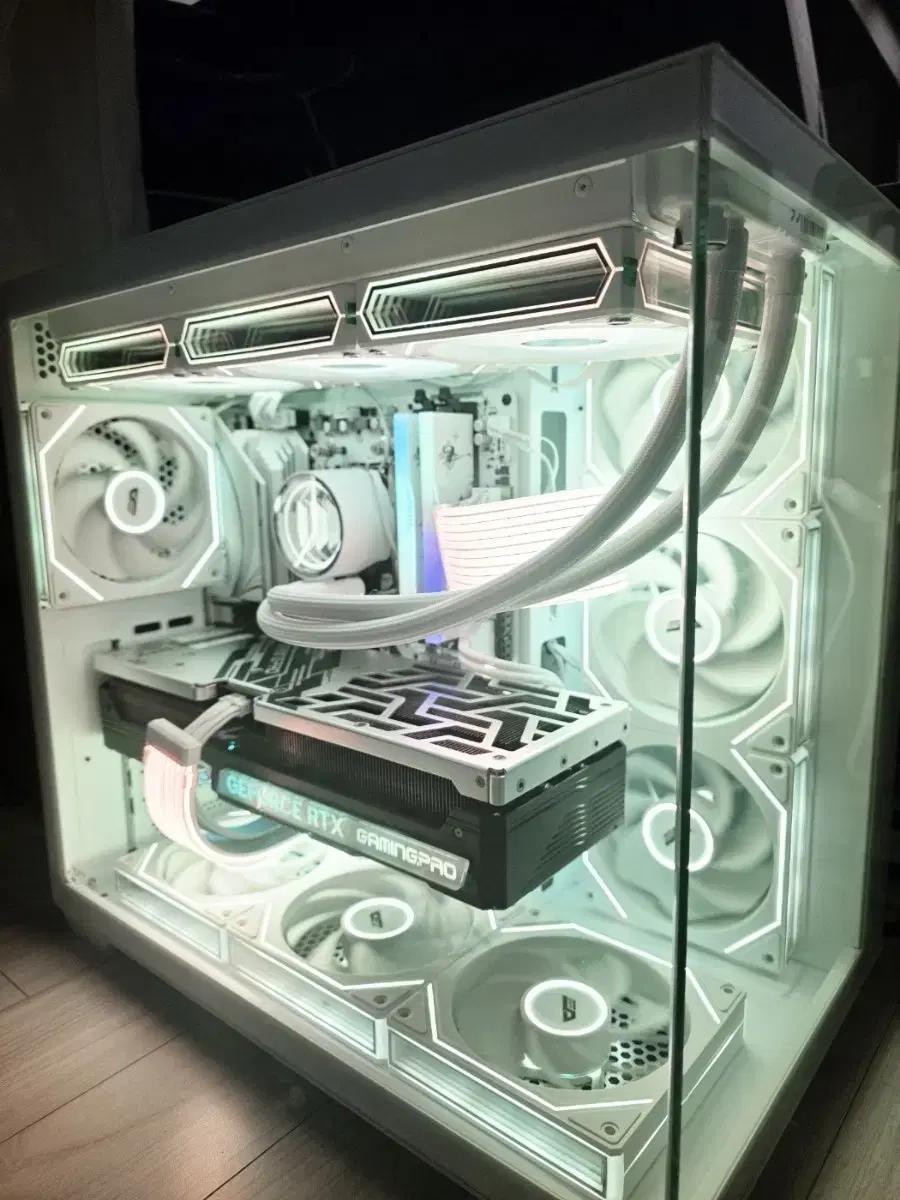 라이젠5 9600X RTX5060TI 컴퓨터 팝니다