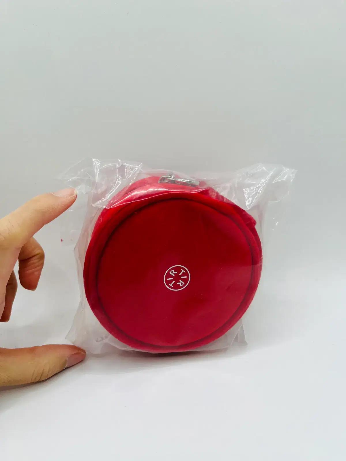새상품(미개봉) 티르티르 루비 벨벳 쿠션 파우치