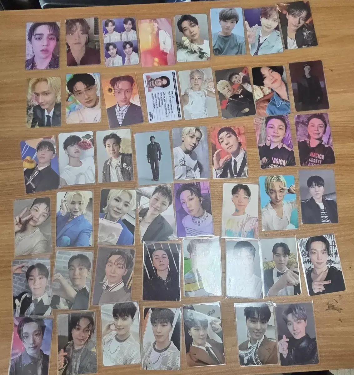 세븐틴 포토카드 굿즈
