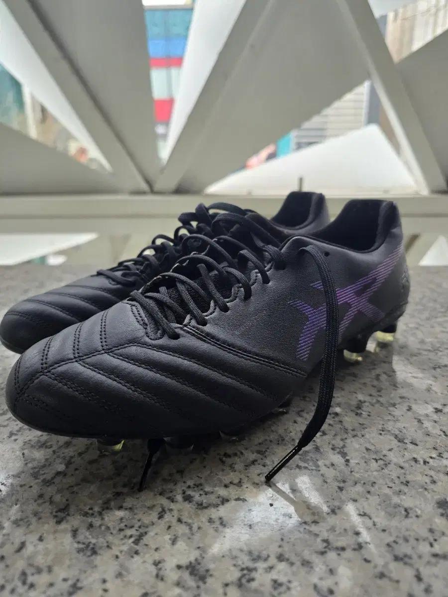 (세트할인)아식스 ds light x-fly pro ag 축구화 260
