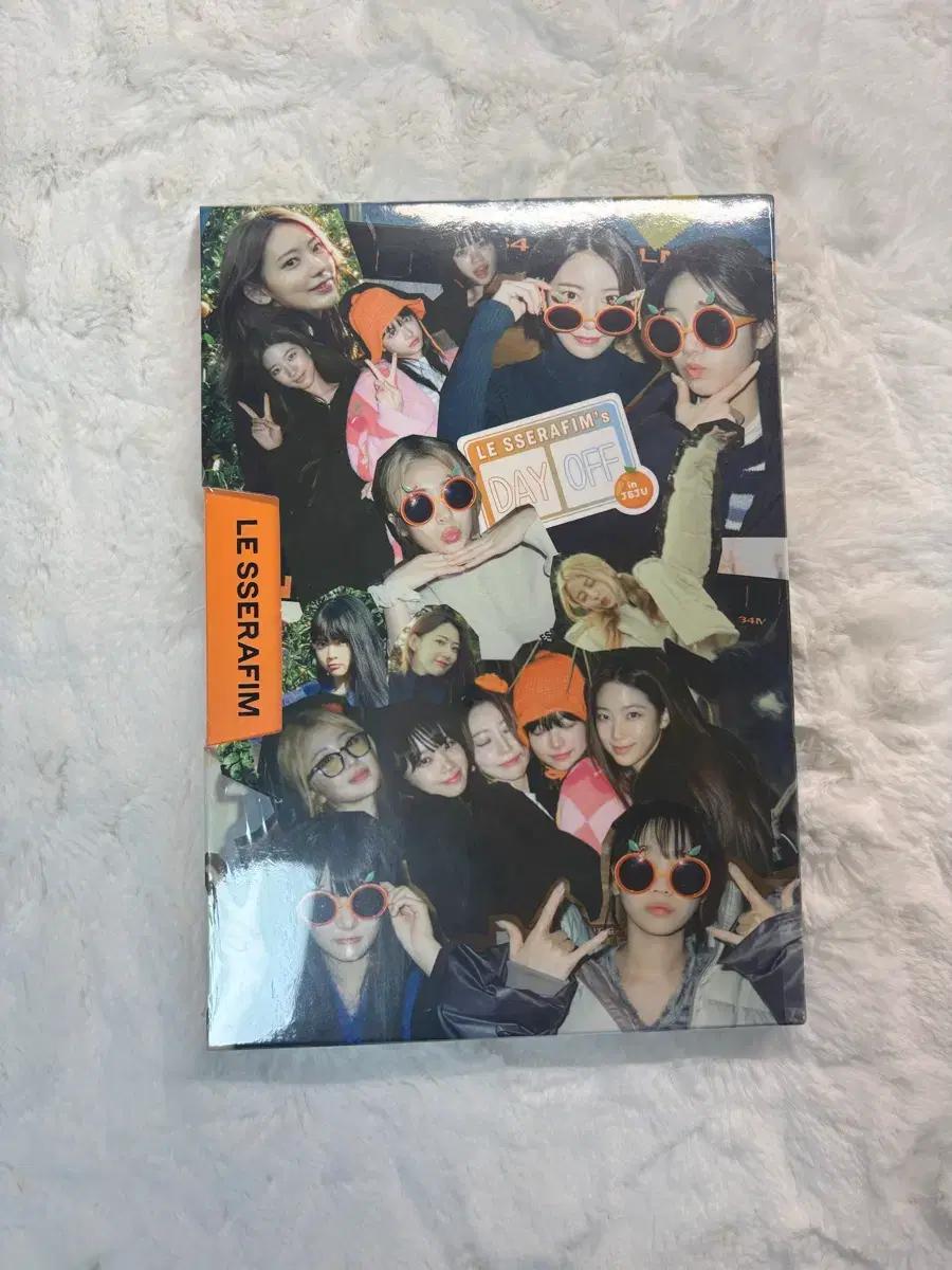 LE SSERAFIM DAY OFF in JEJU 판매합니다