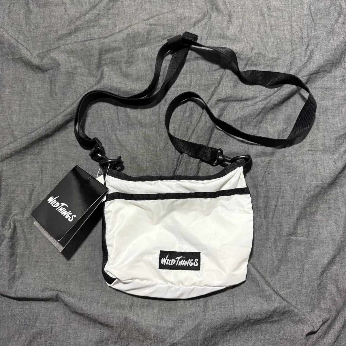 WILD THINGS X BEAMS Sacoche bag Sz OS