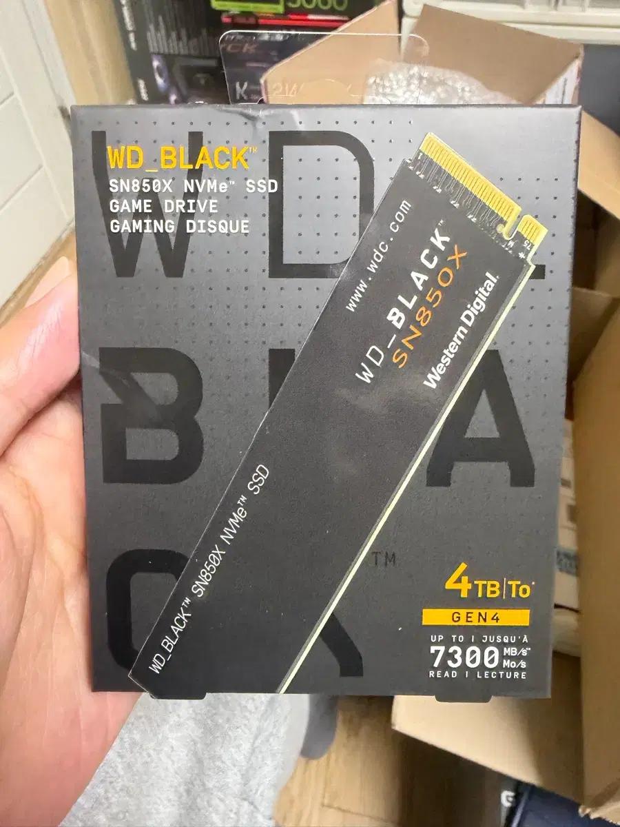 WD Black SN850X 4TB NVMe SSD