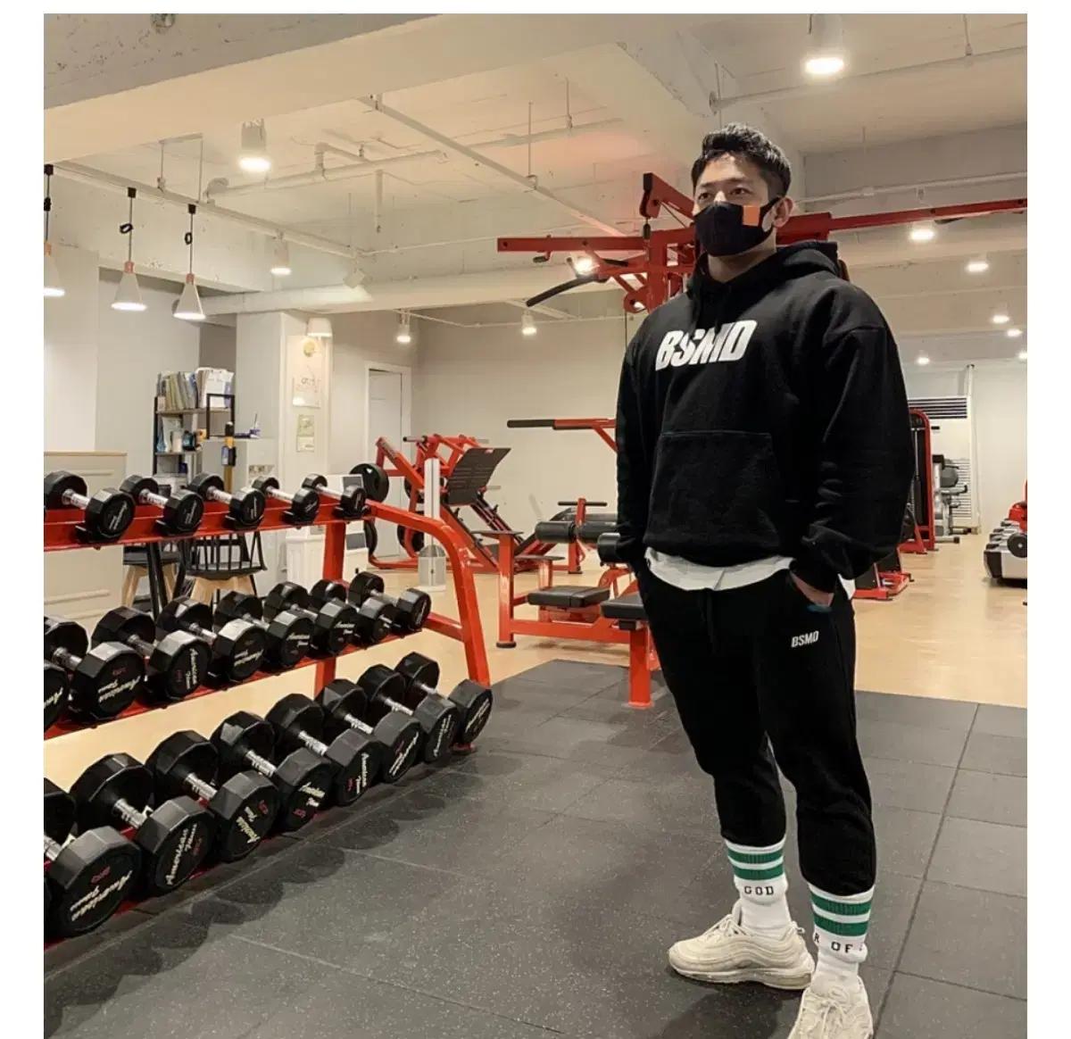 BSMD 블랙트레이닝복세트후드티조거바지 짐웨어압도본투윈프리덤hdex