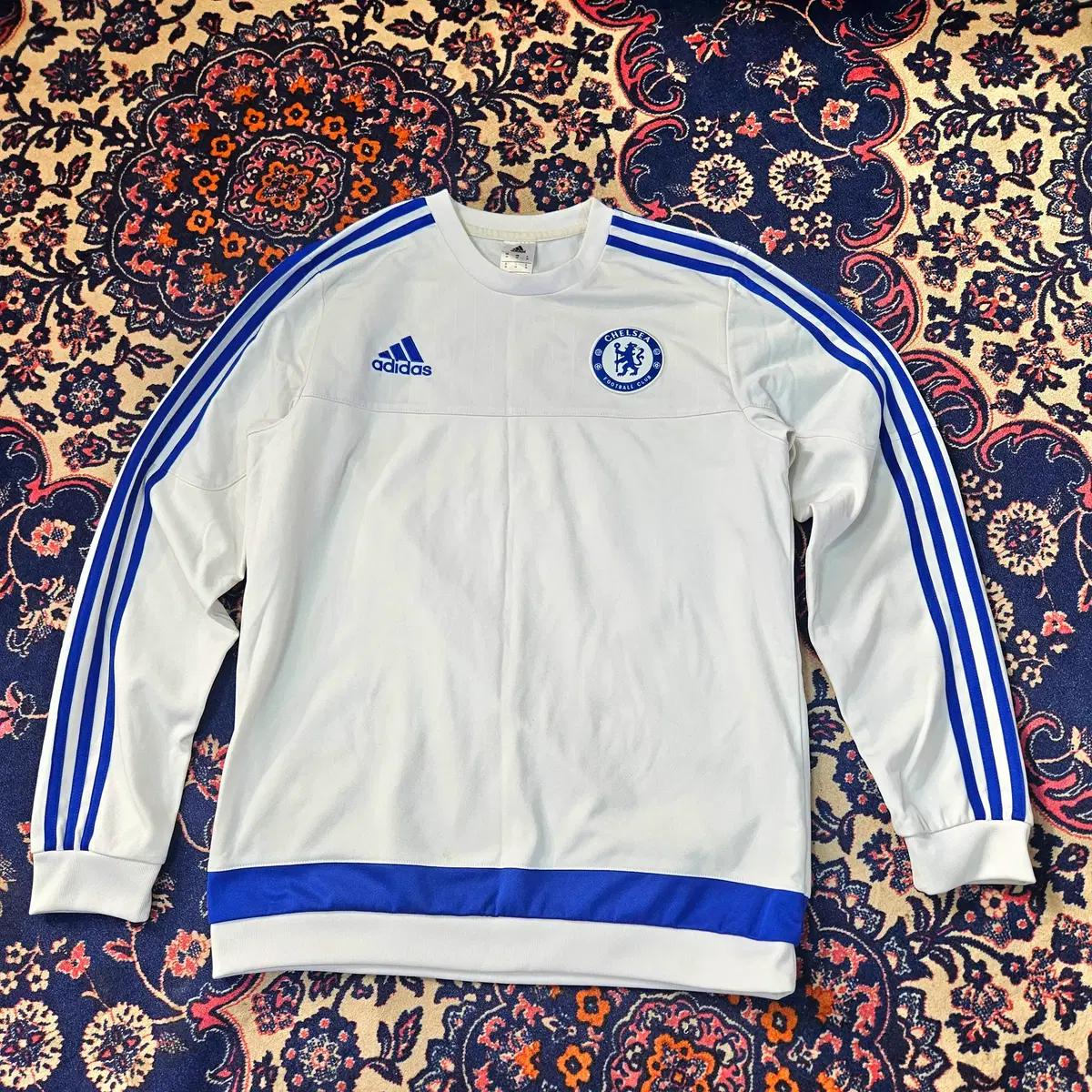 아디다스(Adidas) 첼시 맨투맨