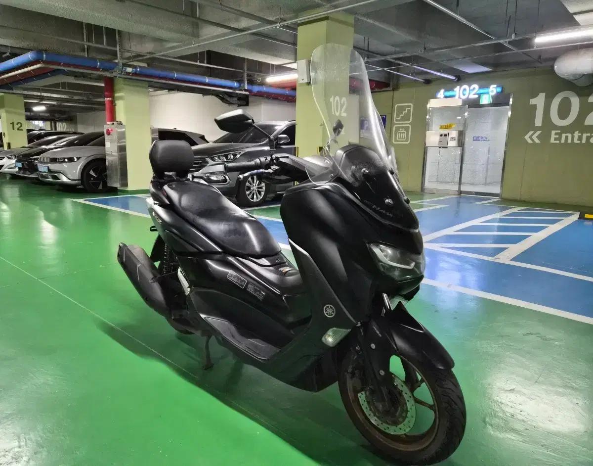 Nmax125 21년식 팝니다