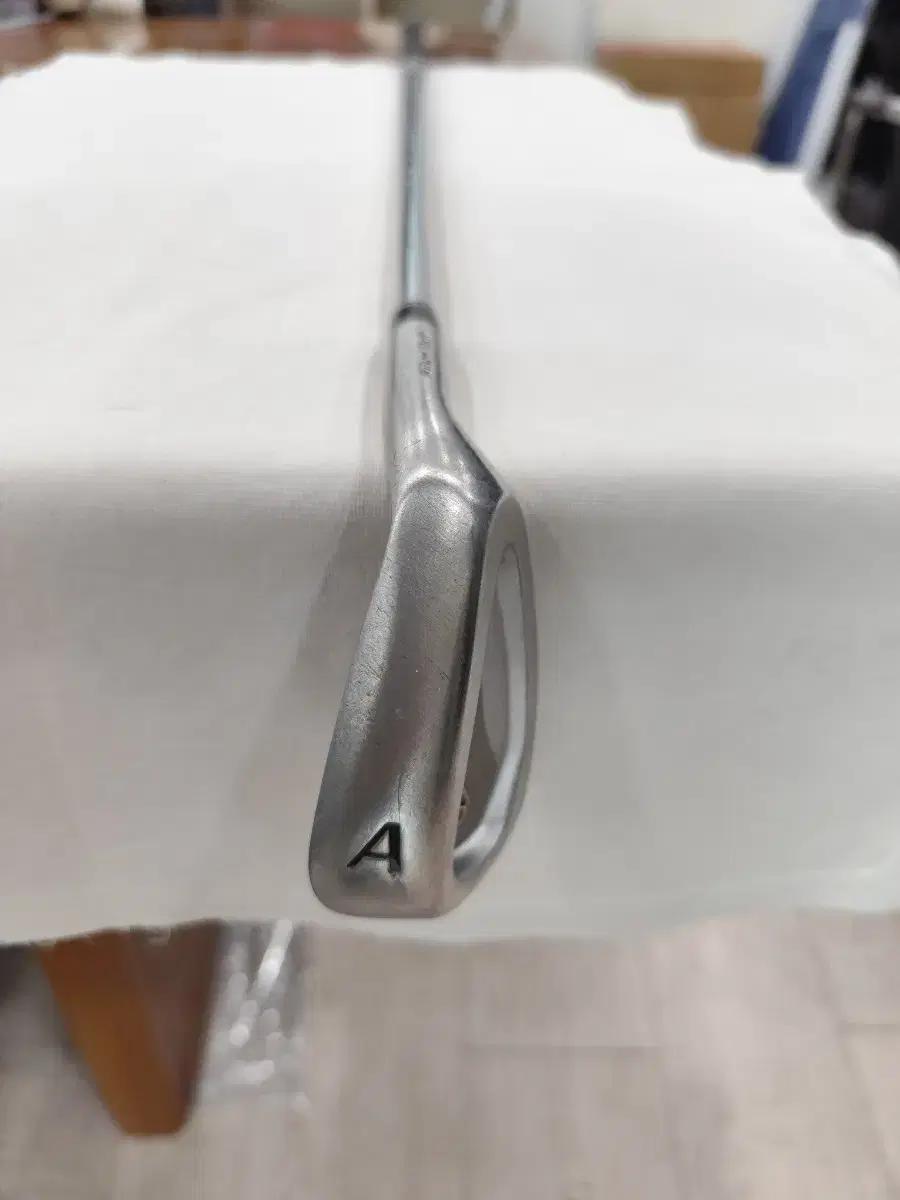 일본 Wilson Staff Tab III 웨지 A. 50도