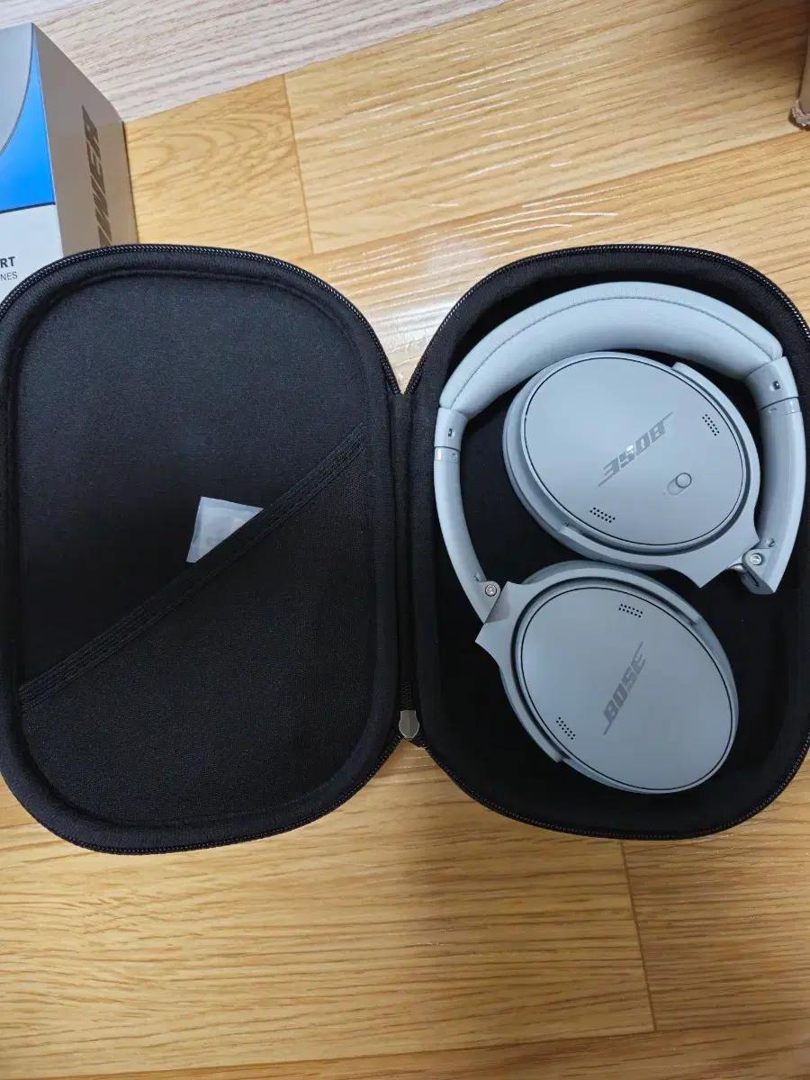 보스 QC 헤드폰(문라이트 그레이 색상)