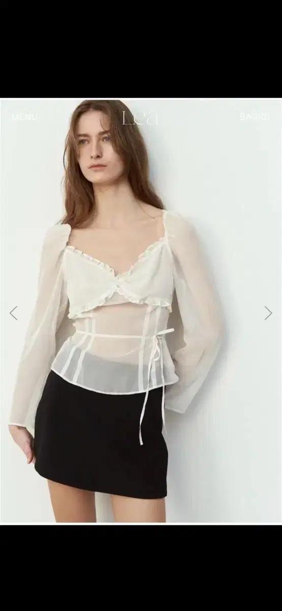 lea 르에 SHEER SUM MER FRILL BLOUSE