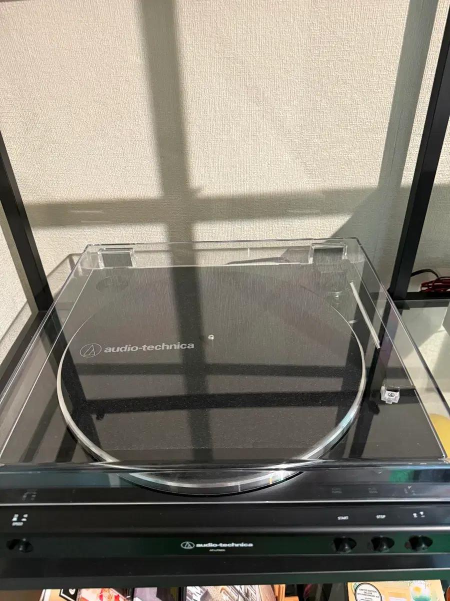 오디오테크니카 턴테이블 AT-LP60X 블랙