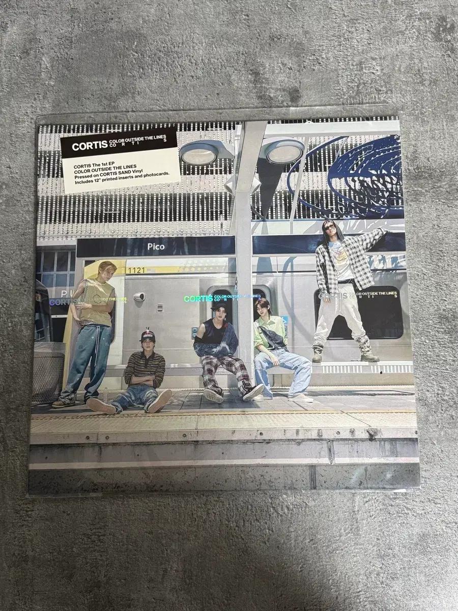코르티스 cortis LP 포카 O