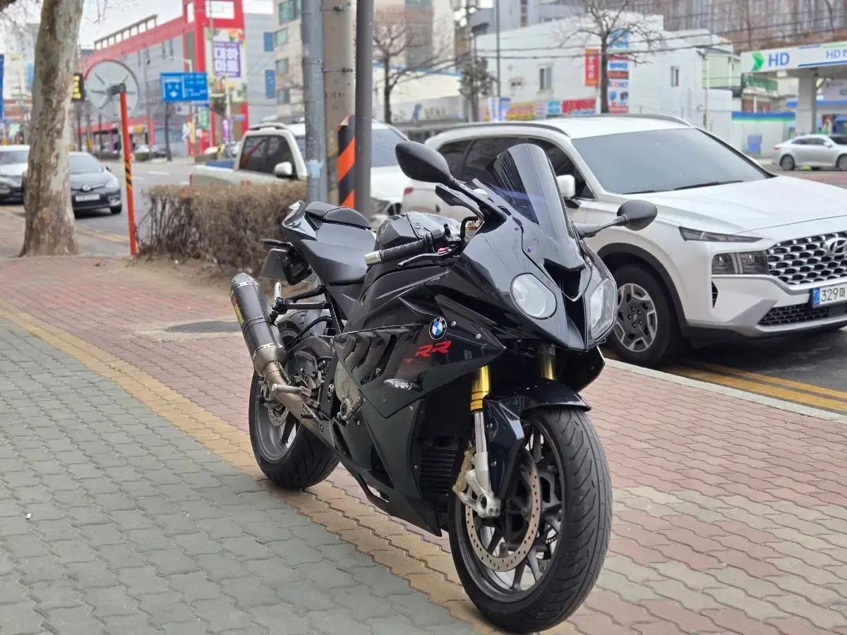 S1000rr/10년식 4만km 이전가능 아크라풀배기구변 엔진밋션좋아요