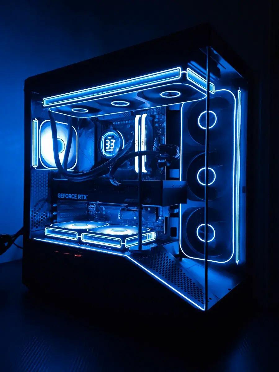 9800X3D , 5070 TI , 64GB , 1TB