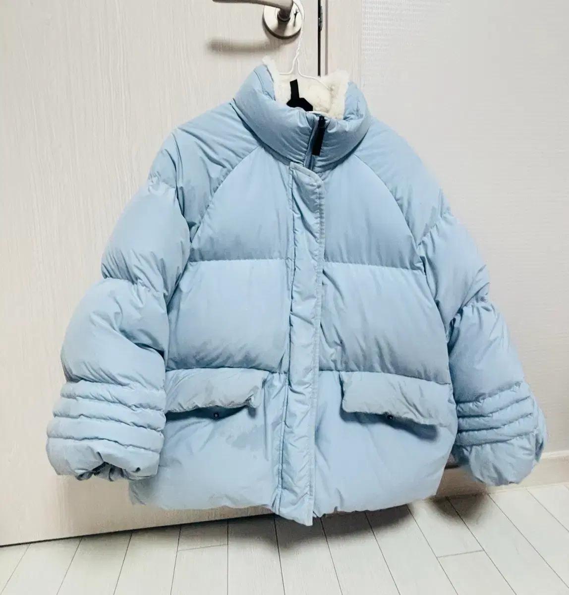 숏패딩 하늘색 여성 패딩 아디다스/ 겨울옷 미즈이로 아우터 점퍼 정품