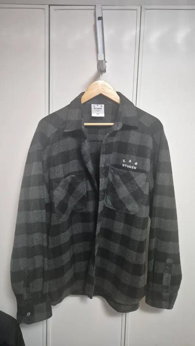 iab studio 체크 xxl