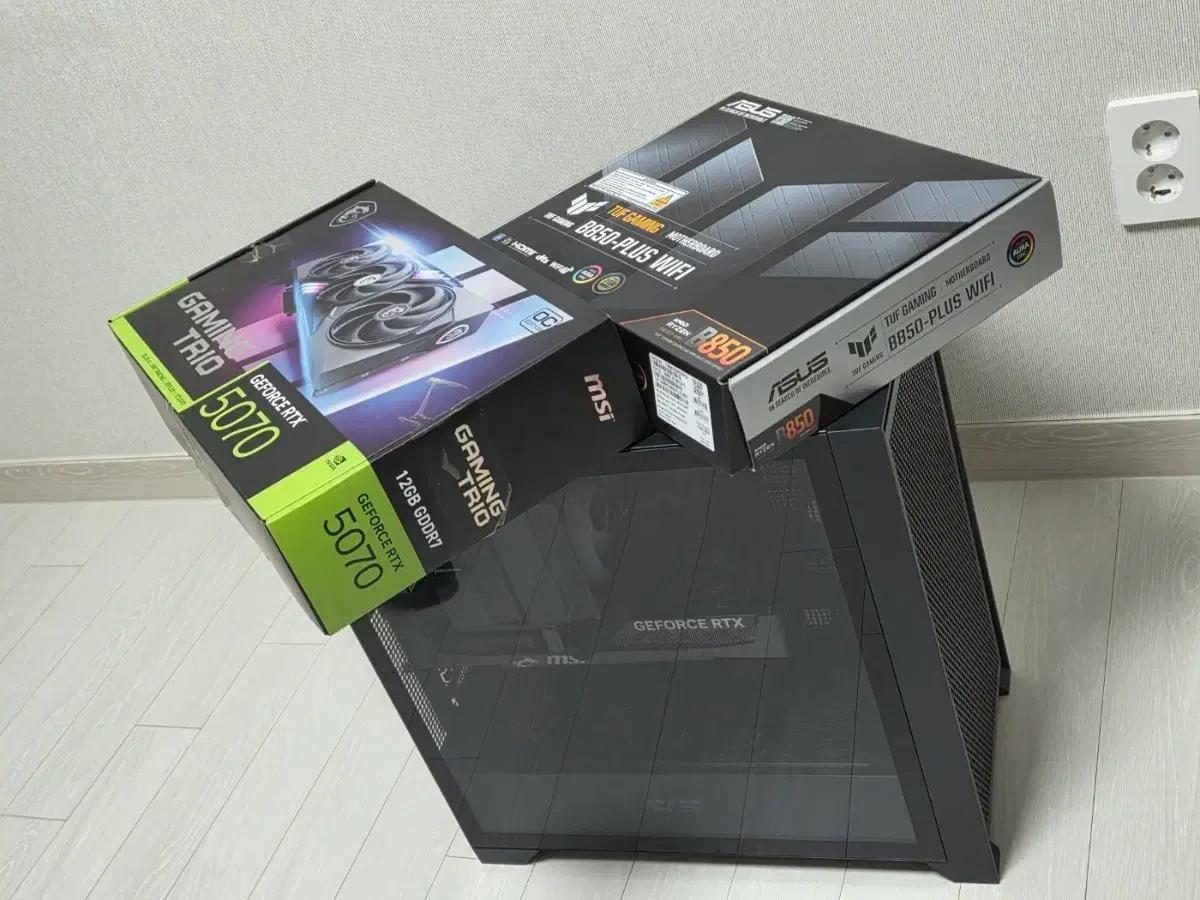 9800x3d / 32g램 / 2tb / 5070 본체 팝니다.