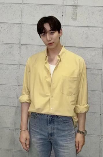 (새상품) 렉토 로렌 클래식 셔츠 버터베이지 (M)